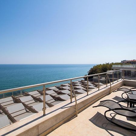 Penthouse At White Cliffs Leilighet Bjala Eksteriør bilde